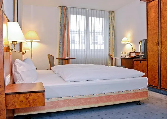 Hotel Trip Minerva Frankfurt 3*