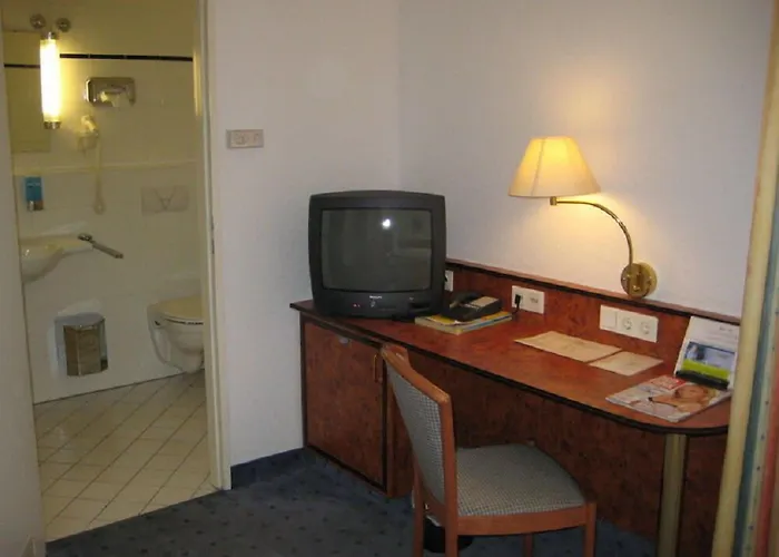 Trip Minerva Frankfurt 3*